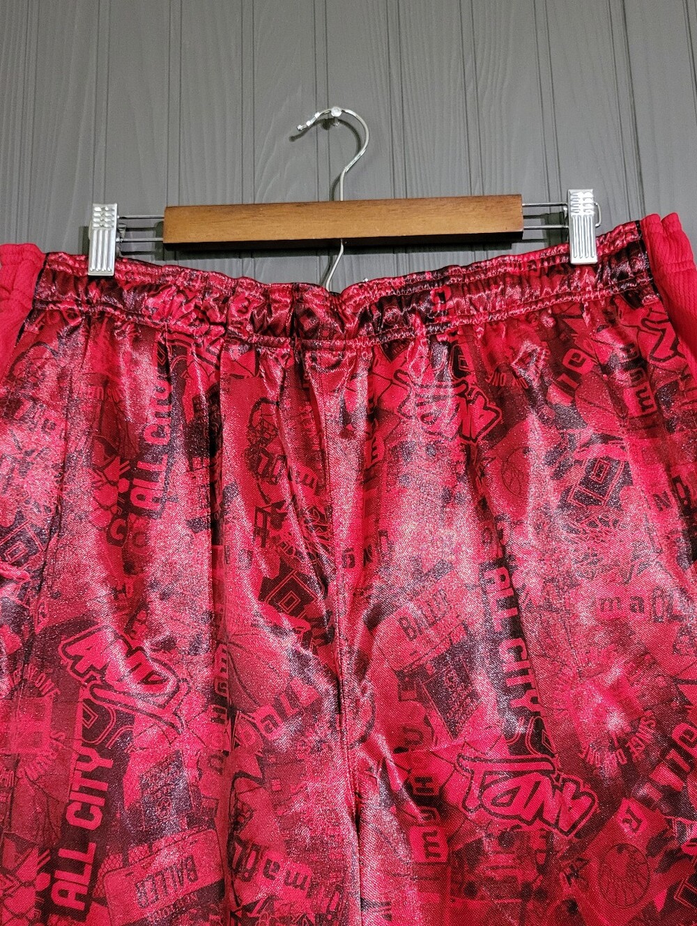 AND1 Basketball Athletic Shorts All Court Printed Graffiti Red Men's 2XL - Picture 3 of 8